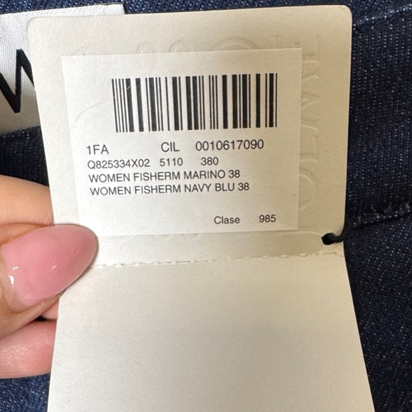 Loewe Fisherman Jeans Size 38 (4-6US) Navy Denim Turn Up Cuff NWT Dust Bag - Picture 4 of 12